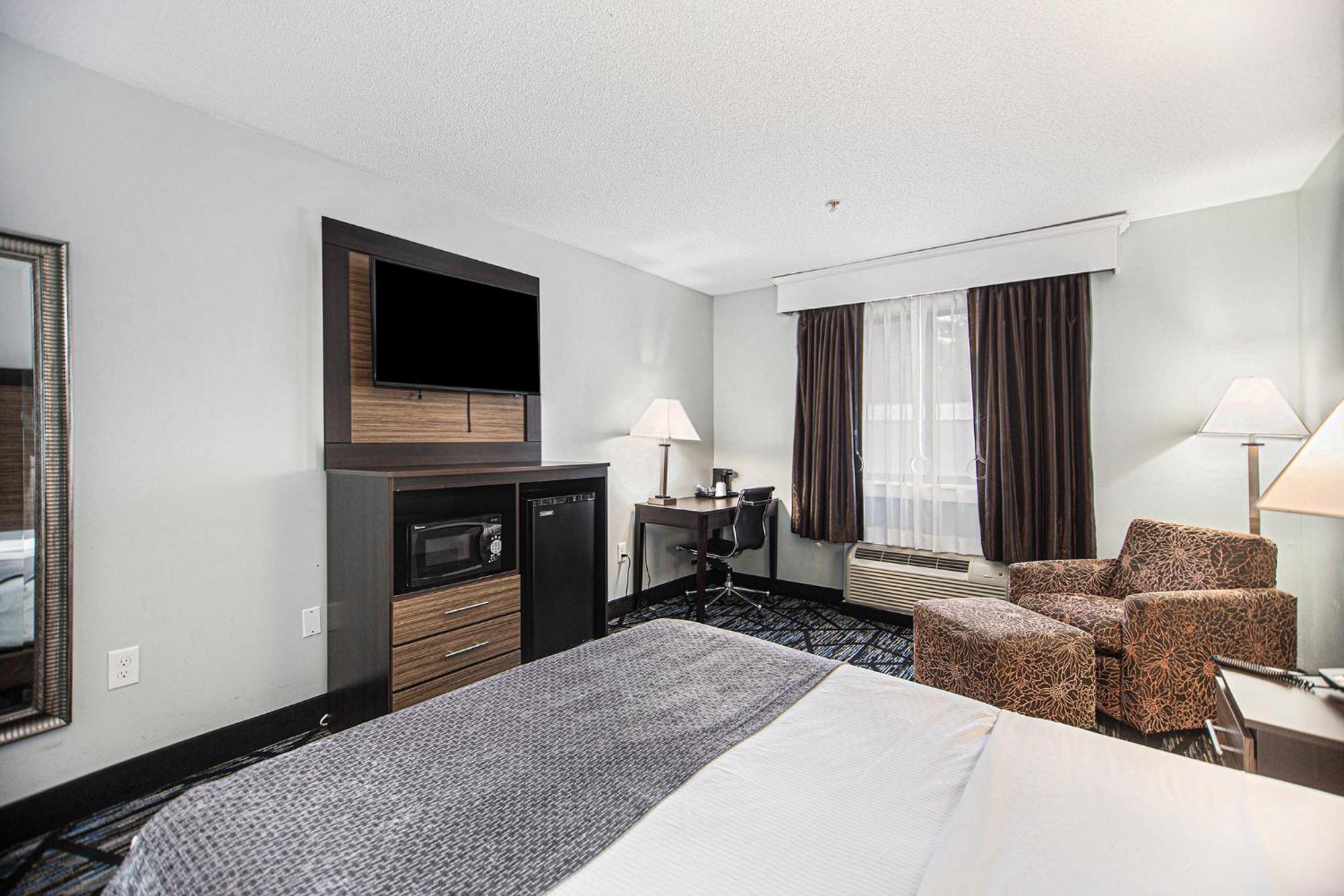 Motel Baymont By Wyndham 2*